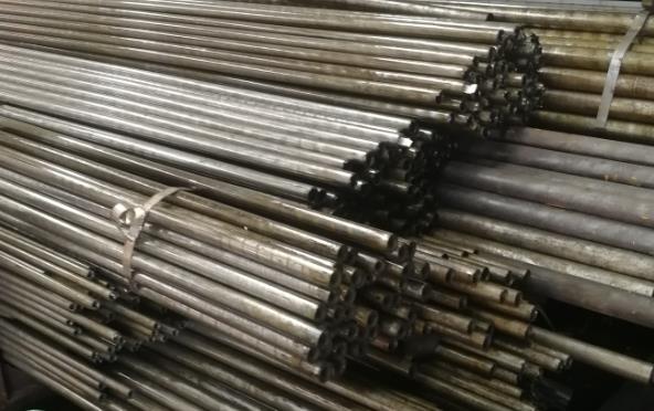 山東無縫鋼管廠商家分享：精密光亮管產(chǎn)品特性、生產(chǎn)工藝及用途